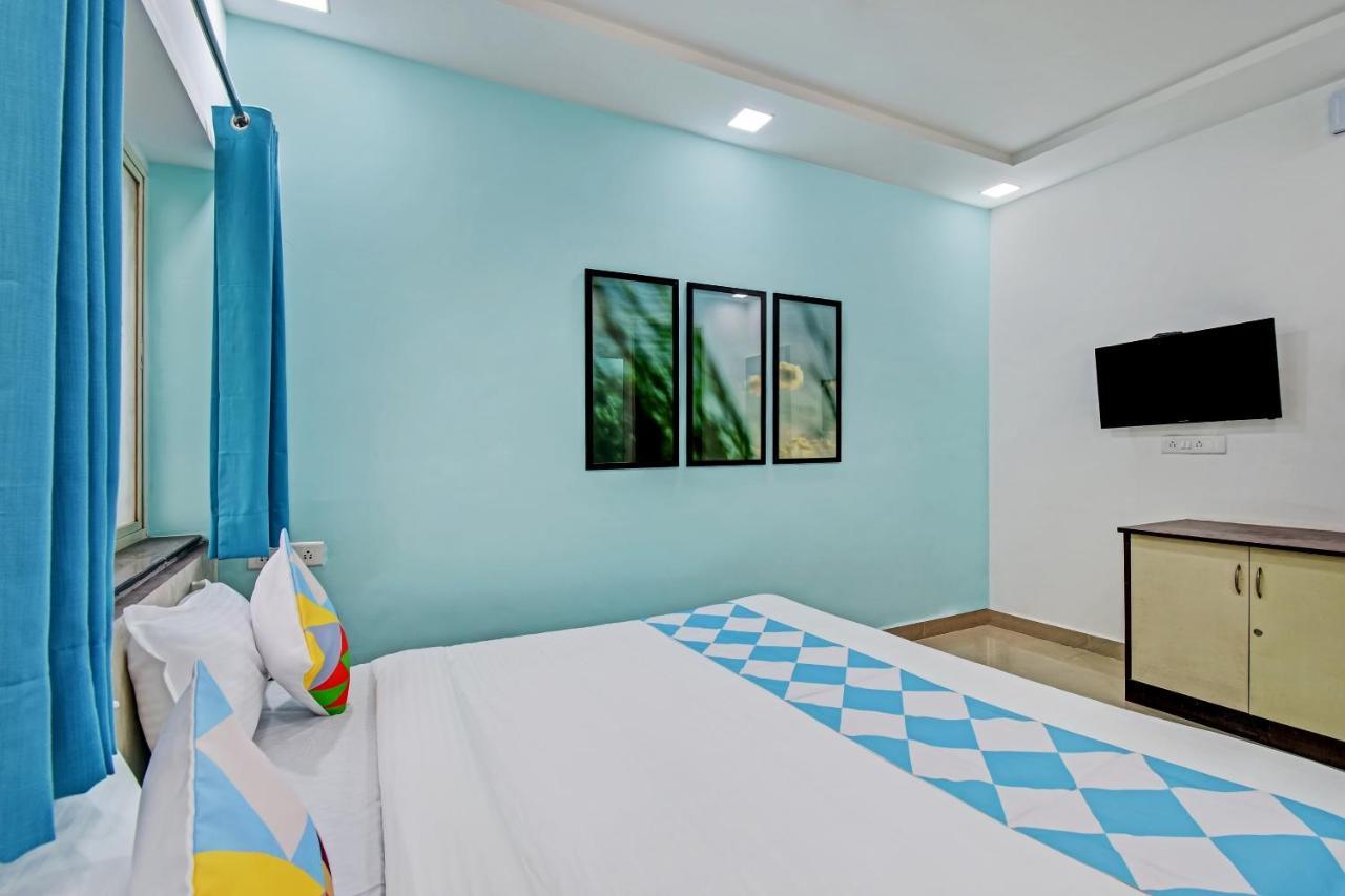 Oyo Home 78047 Alluring Stay Pimpri Pimpri-Chinchwad Exterior photo