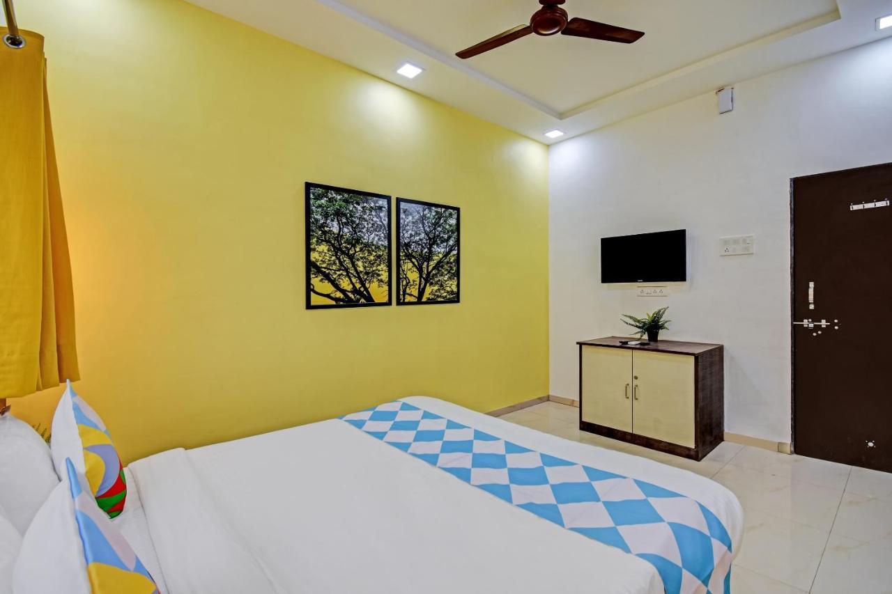 Oyo Home 78047 Alluring Stay Pimpri Pimpri-Chinchwad Exterior photo
